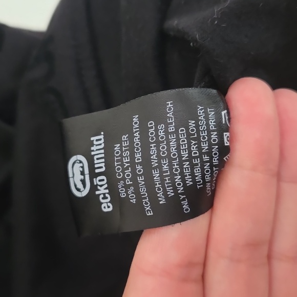 Ecko Unlimited Short Sleeve Hooded Shirt - Picture 3 of 7